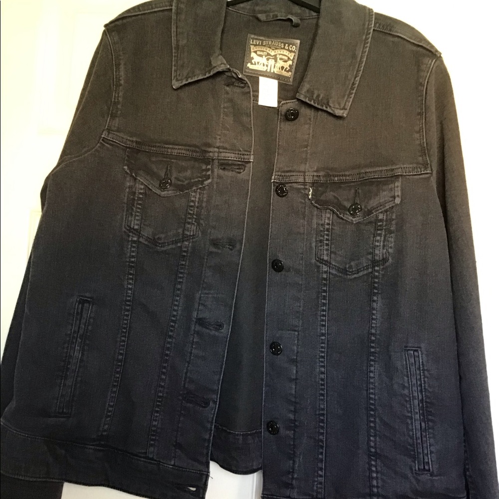 Black Levi jacket. NWT
